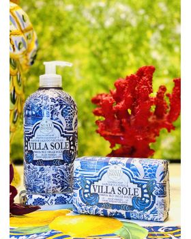Sfeerbeeld Nesti Dante Villa-Sole Vloeibare Handzeep Fresia Blu Delle Eolie 500 ml